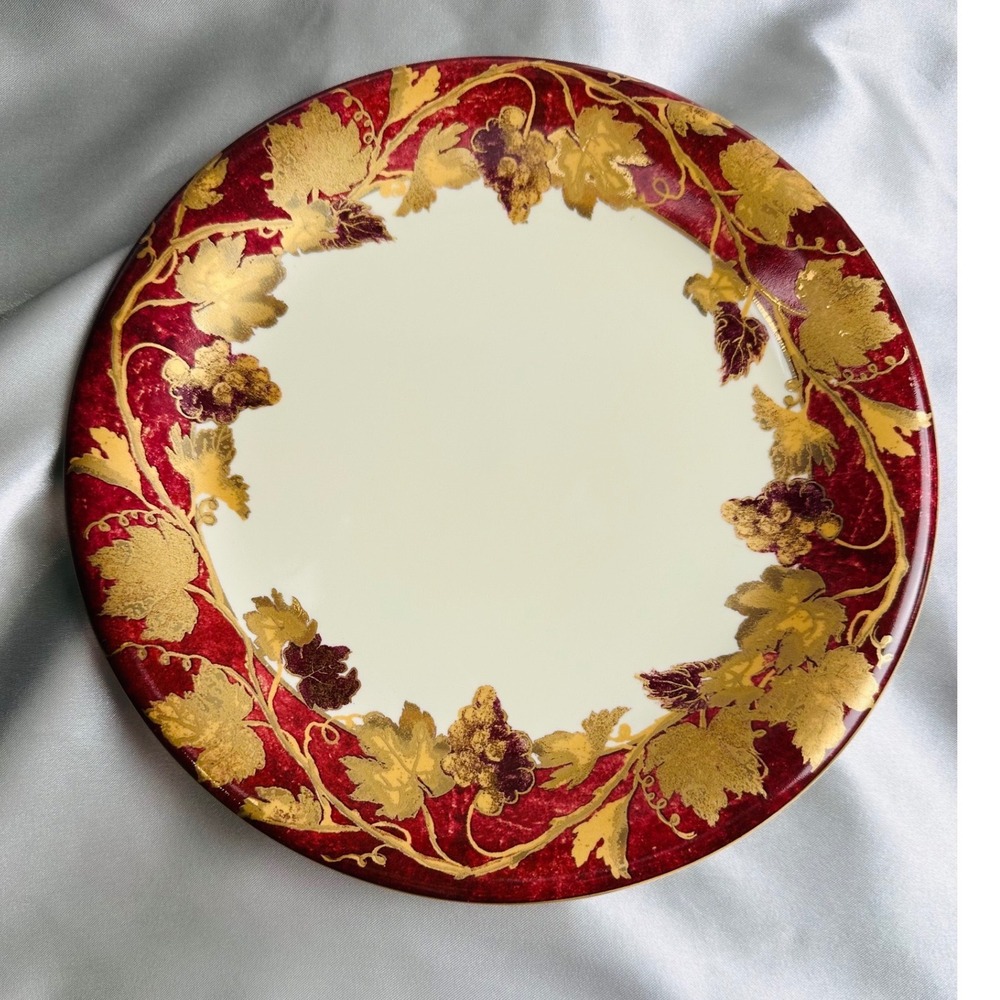 Crate & Barrel Volante Burgundy Gold Grape Dinner Plates Set of 4 Made in Italy - Picture 2 of 12